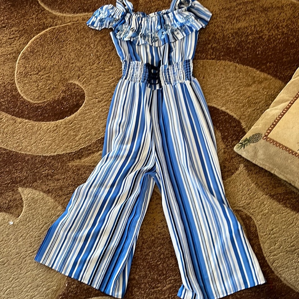 Cute Jumpsuit!!